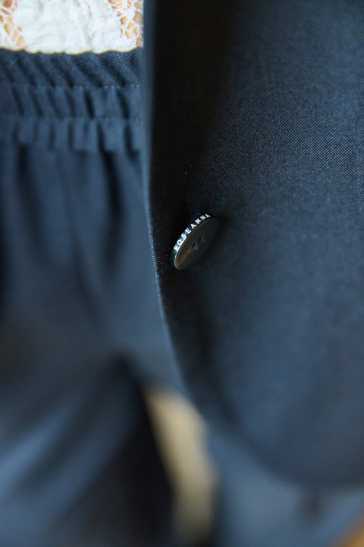 
                  
                    April First Berlin Roseanna Paris Gina Blazer Navy
                  
                