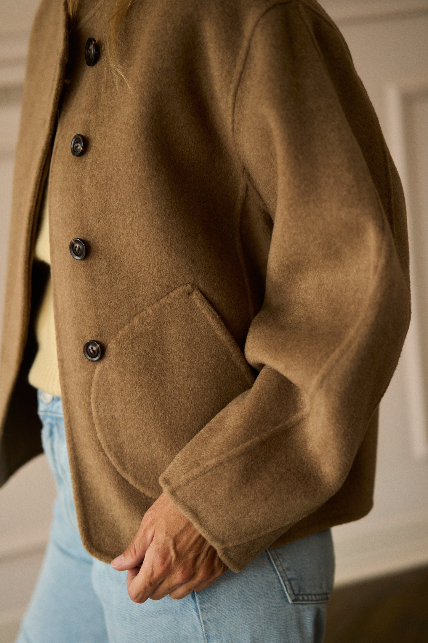 
                  
                    April First Berlin Soeur Windsor Cashmere Coat Camel
                  
                