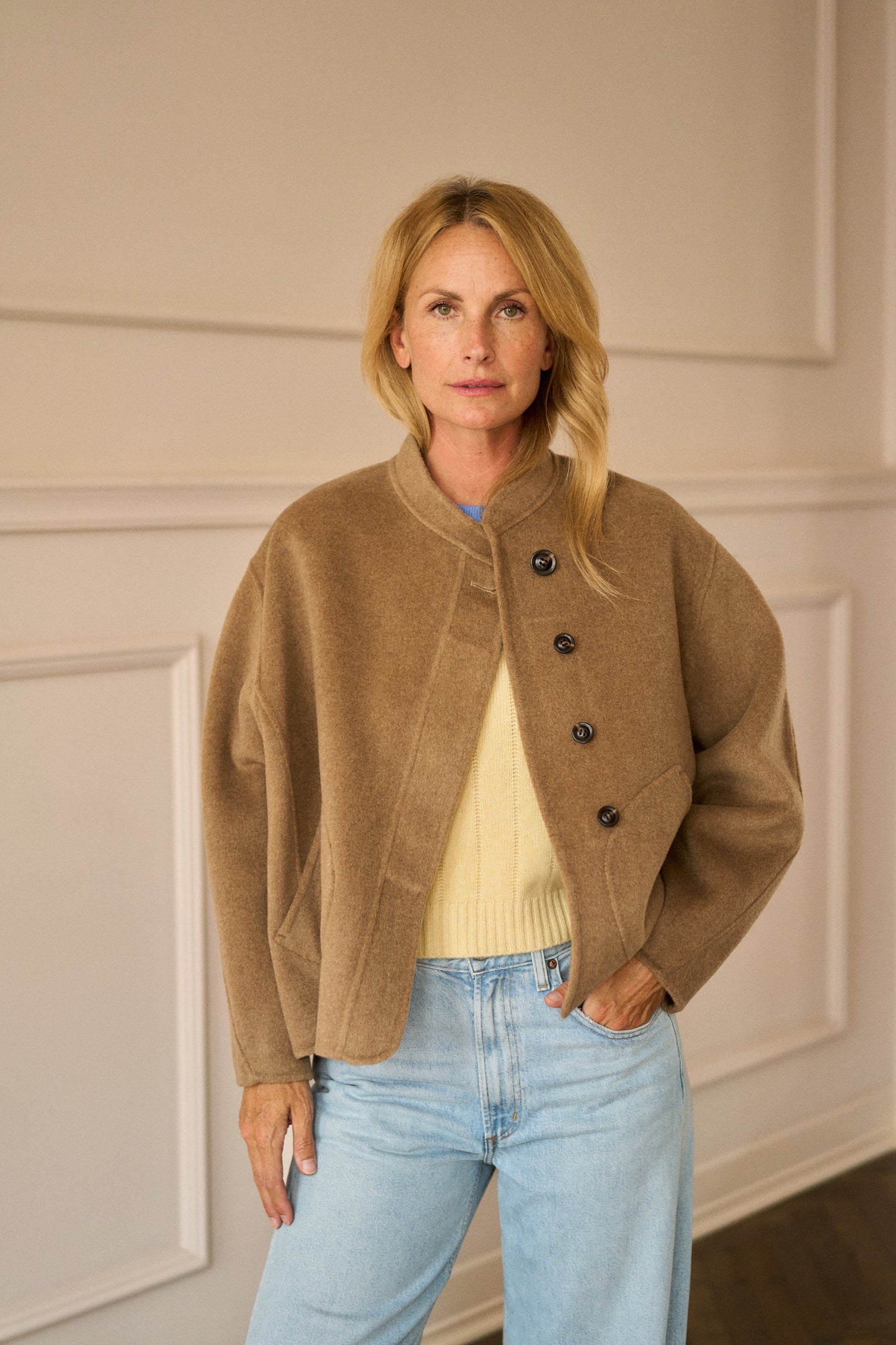 
                  
                    April First Berlin Soeur Windsor Cashmere Coat Camel
                  
                