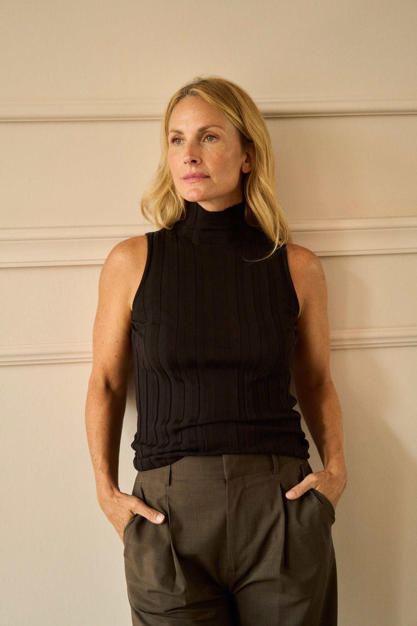 
                  
                    April First Berlin Soft Goat Featherlight Turtleneck Singlet Mocha
                  
                