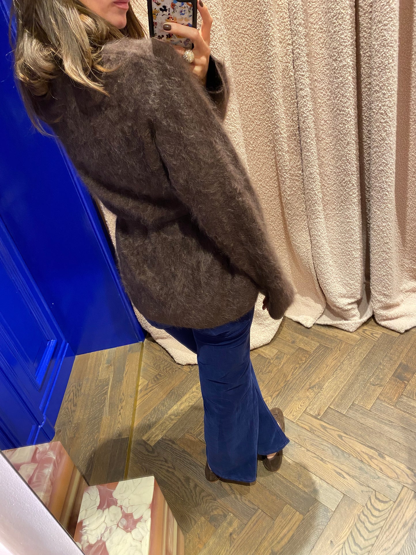
                  
                    Brushed Cashmere Cardigan Brown
                  
                