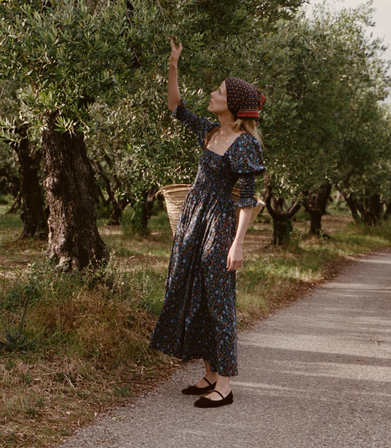 
                  
                    Dôen Bijou Dress Noir
                  
                