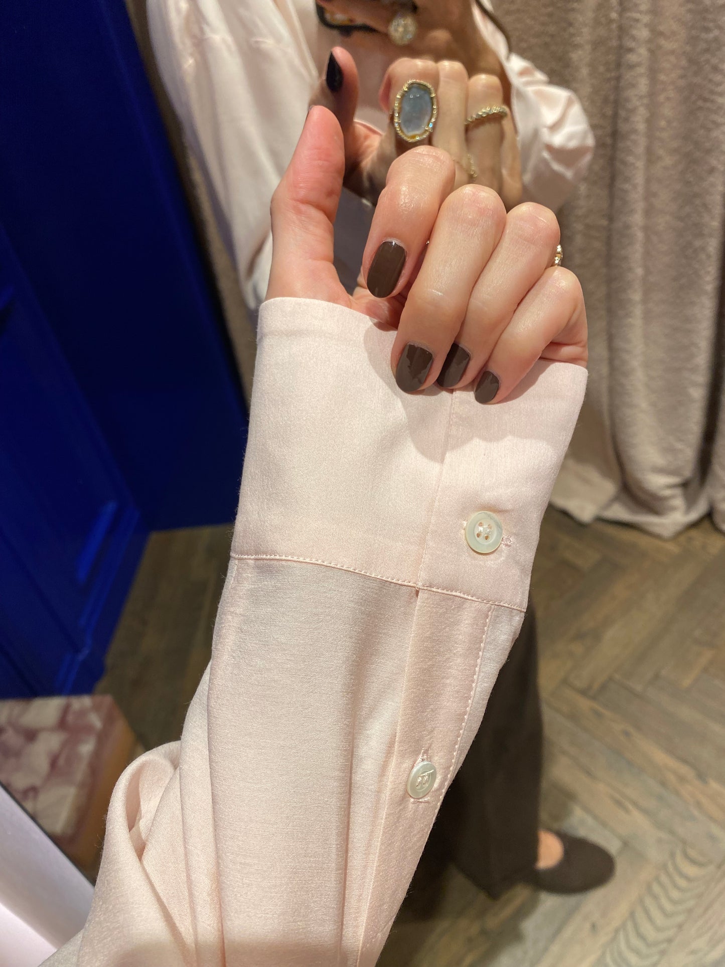 
                  
                    Maris Blouse Rosé
                  
                