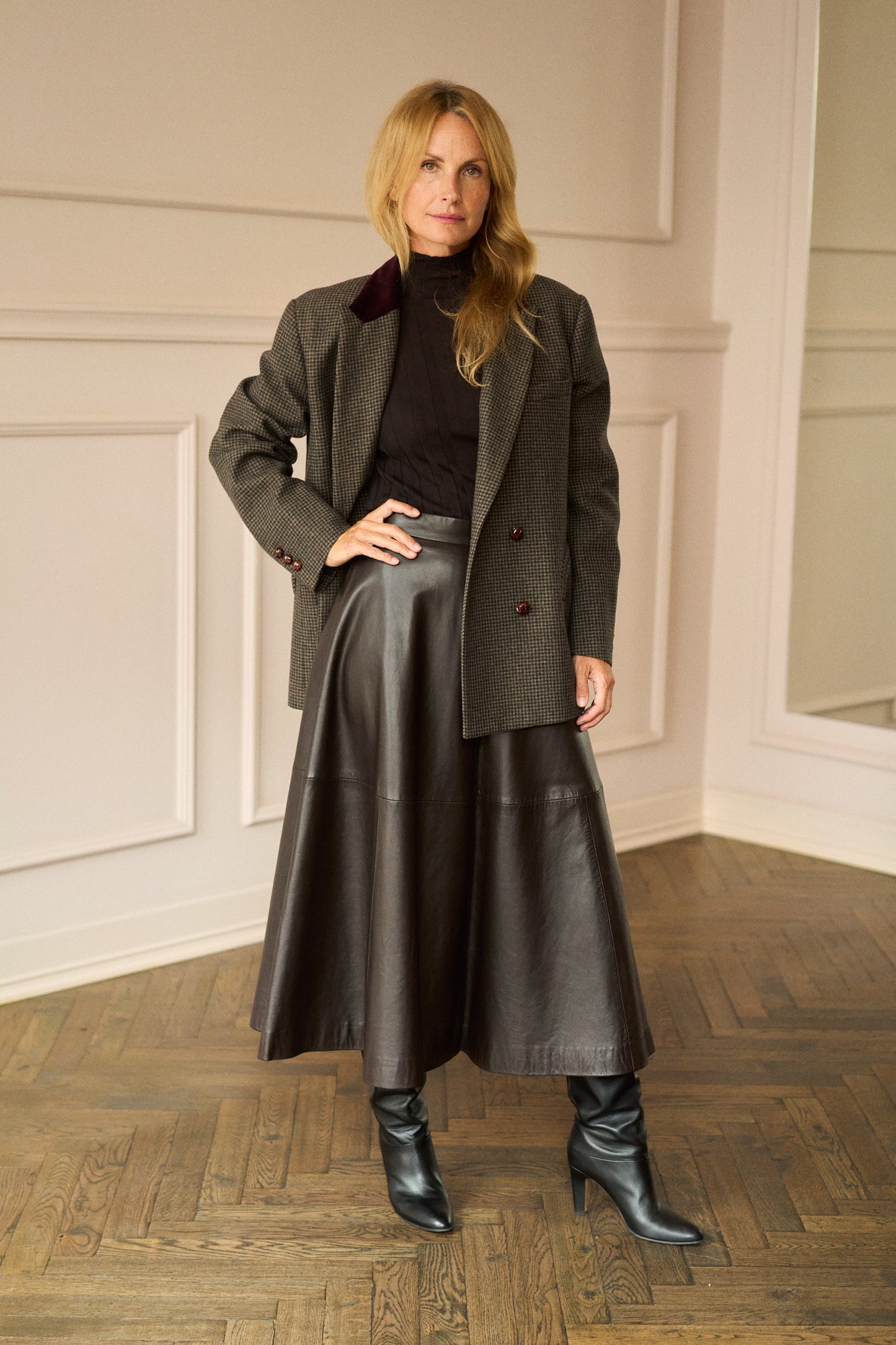 
                  
                    A-Line Leather Skirt Brown
                  
                