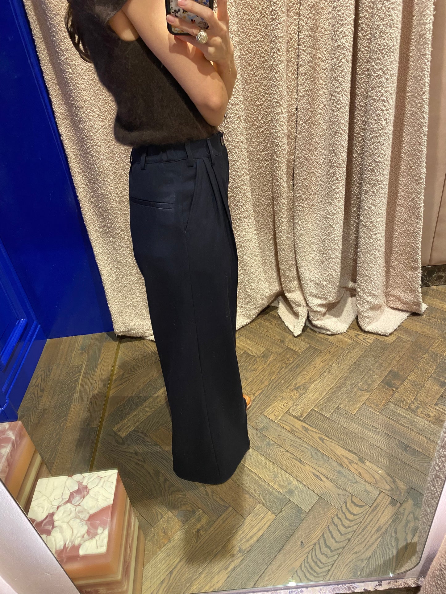 
                  
                    Frejus Trousers Bleu Nuit
                  
                