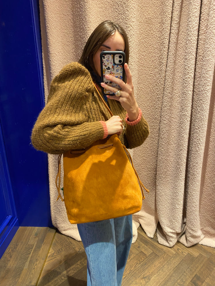 
                  
                    Drawstring Cabas Bag Cognac
                  
                