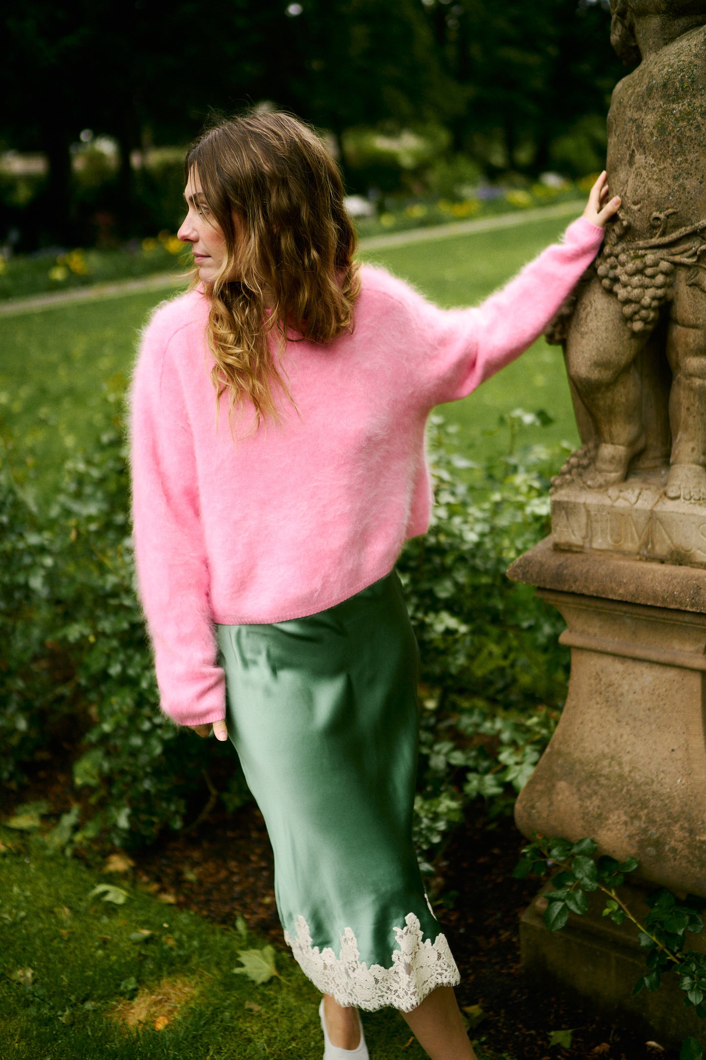 
                  
                    Brushed Cashmere Knit Pink
                  
                