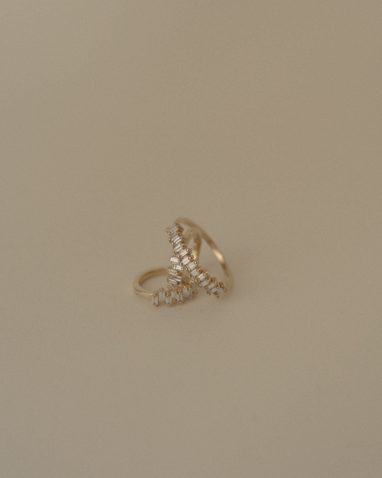 April-First-Berlin-Fine-Jewelry-14k-Gold-Diamond-Baguette-Ring