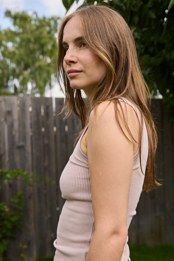 
                  
                    Agolde Poppy Rib Tank Rose
                  
                